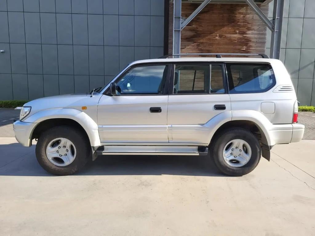 Landcruiser Prado lichte vracht 3.0D, Auto's, Toyota, Automaat, Zwart, 4 cilinders, 2800 kg