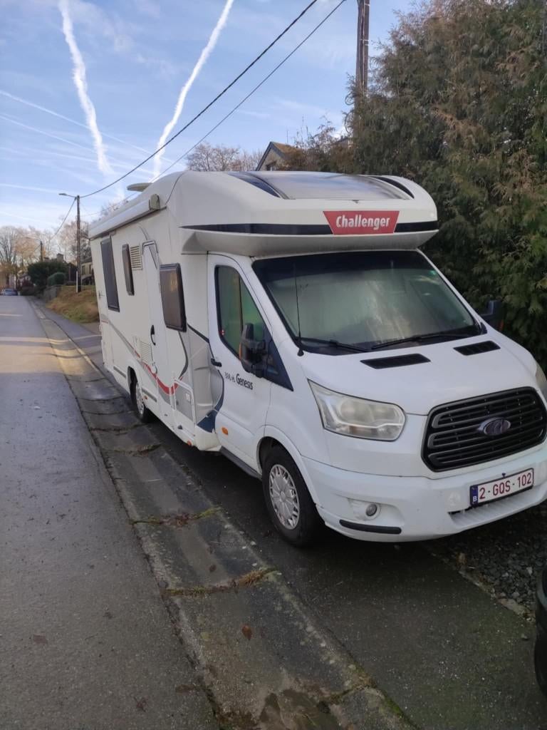 Camping car Ford Challenger Génesis, Caravans en Kamperen, Mobilhomes, Challenger, Particulier, Koelkast, Buitenlamp