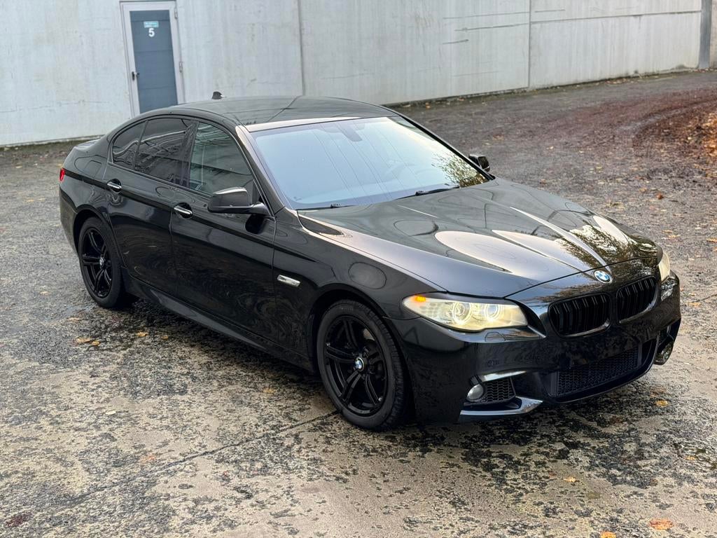 BMW 520D F10 / M - PAKKET / GEKEURD VVK, Auto's, BMW, Achterwielaandrijving, 1995 cc, 135 kW, Leder
