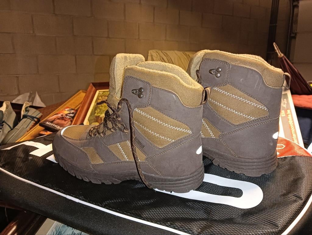 Chaussures de marche, Enlèvement