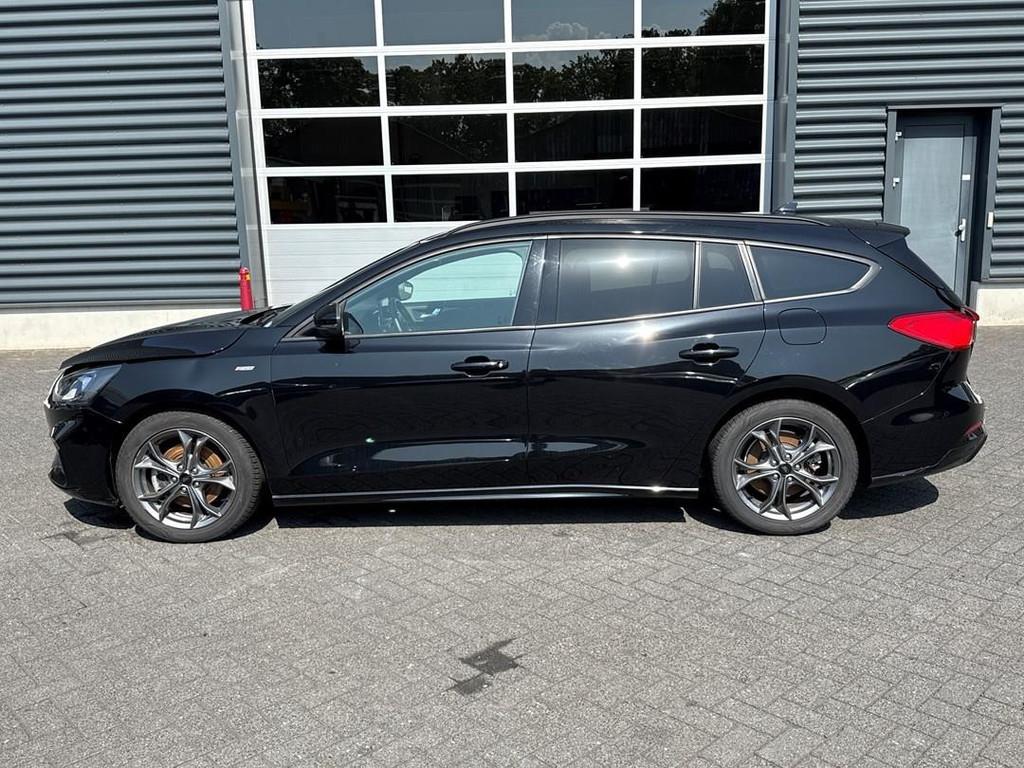 Ford Focus Wagon 1.0 EcoBoost Hybrid ST Line Business, Auto's, Ford, Euro 6, Zwart, Bedrijf, 5 deurs