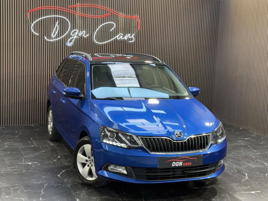 Skoda Fabia Fabia SW 1.2 TSI Style (bj 2015), Auto's, Stof, Gebruikt, Blauw, Bedrijf
