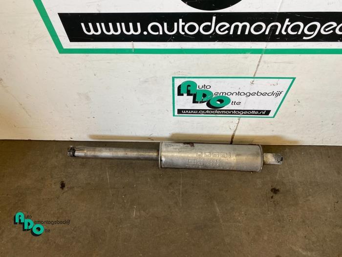 Uitlaat Middendemper van een Volkswagen Golf (Golf 91-), Auto-onderdelen, Uitlaatsystemen, Volkswagen, Gebruikt, 3 maanden garantie