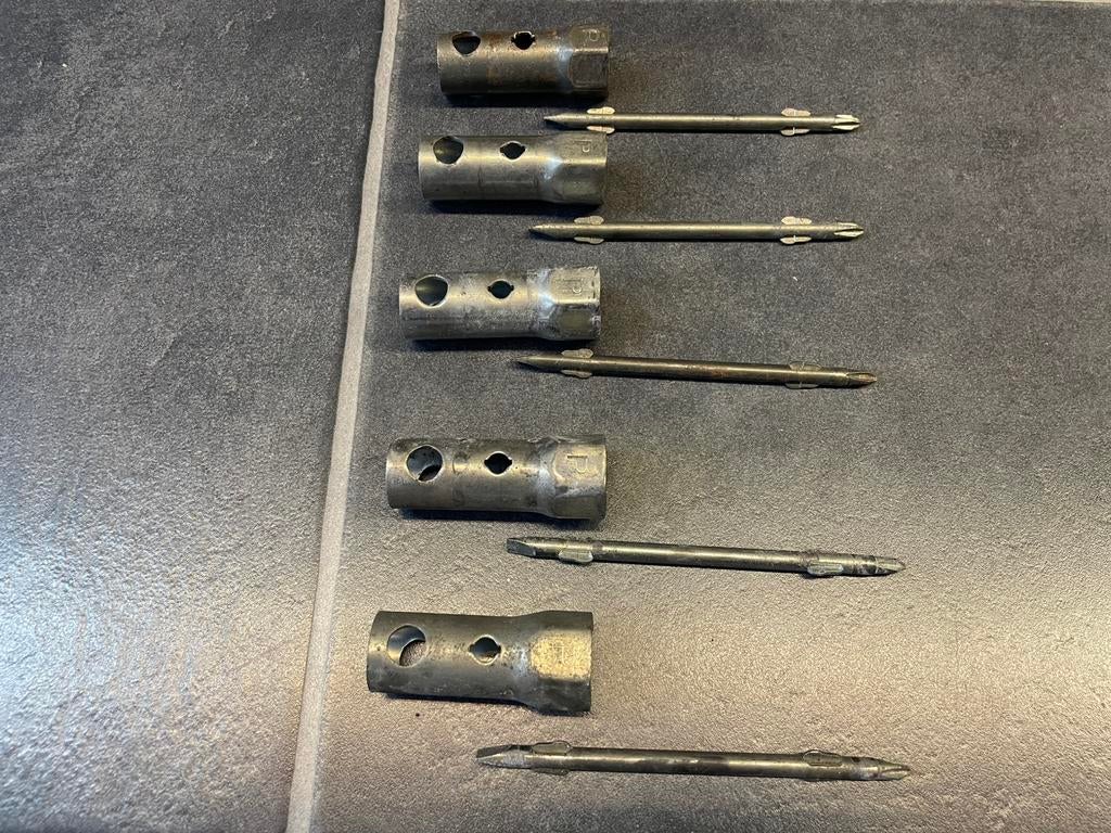 Honda wallaroo gereedschap, Fietsen en Brommers, Brommeronderdelen | Algemeen, Ophalen of Verzenden, Zo goed als nieuw