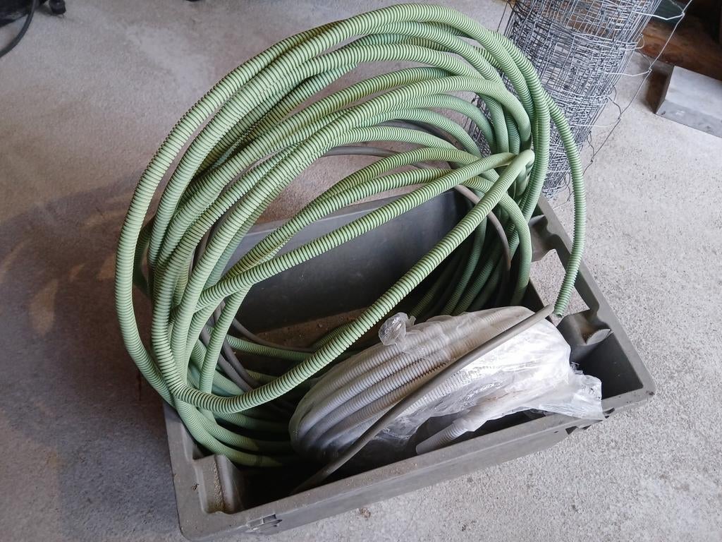 Overschot kabels, Ophalen