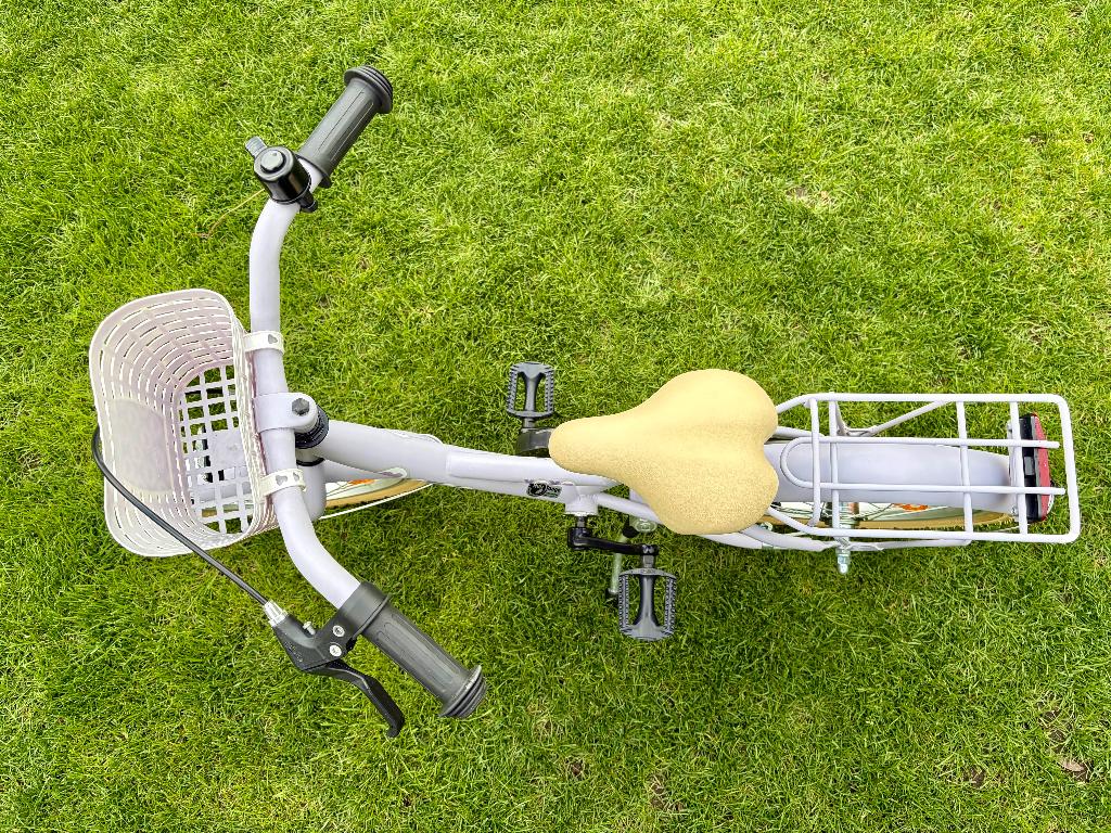 Prachtig fietsje 16 inch met mandje en zijsteun., Fietsen en Brommers, Ophalen, Zo goed als nieuw, 16 tot 20 inch, BikeFun Kids (BFK)