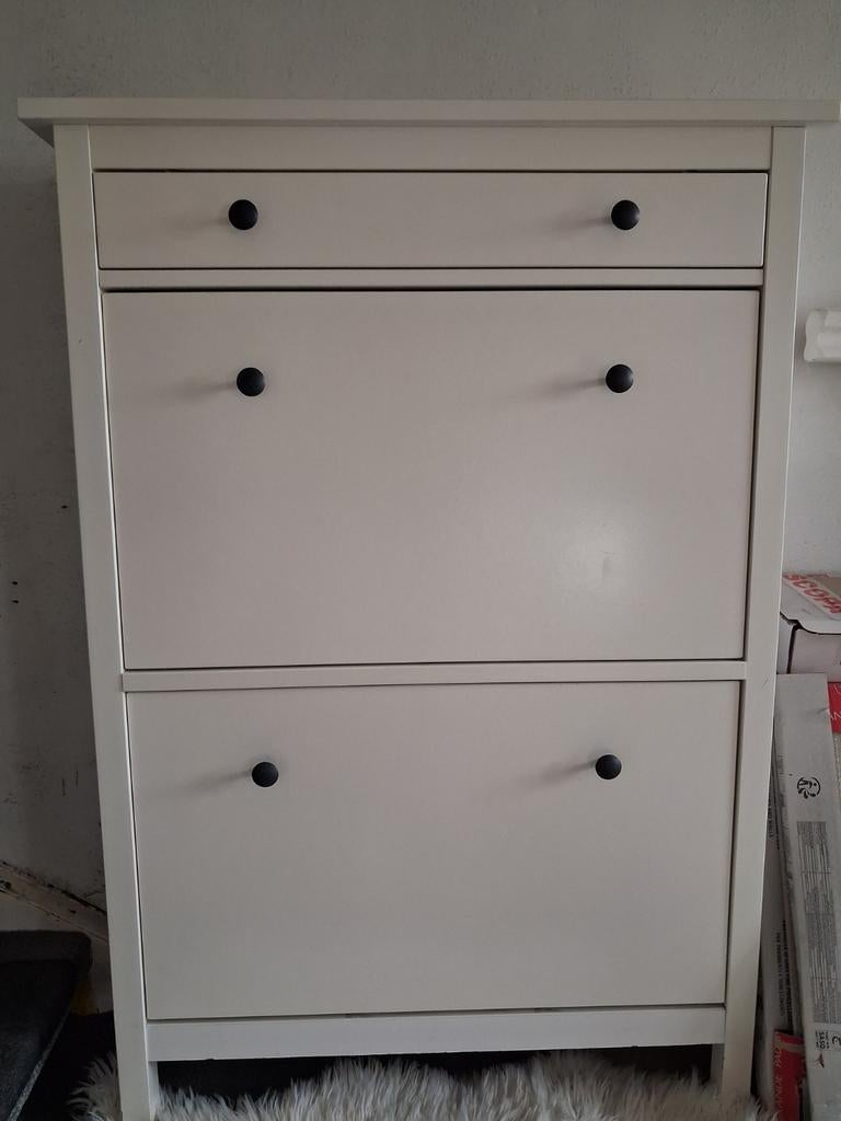 schoenenkast ikea., Ophalen
