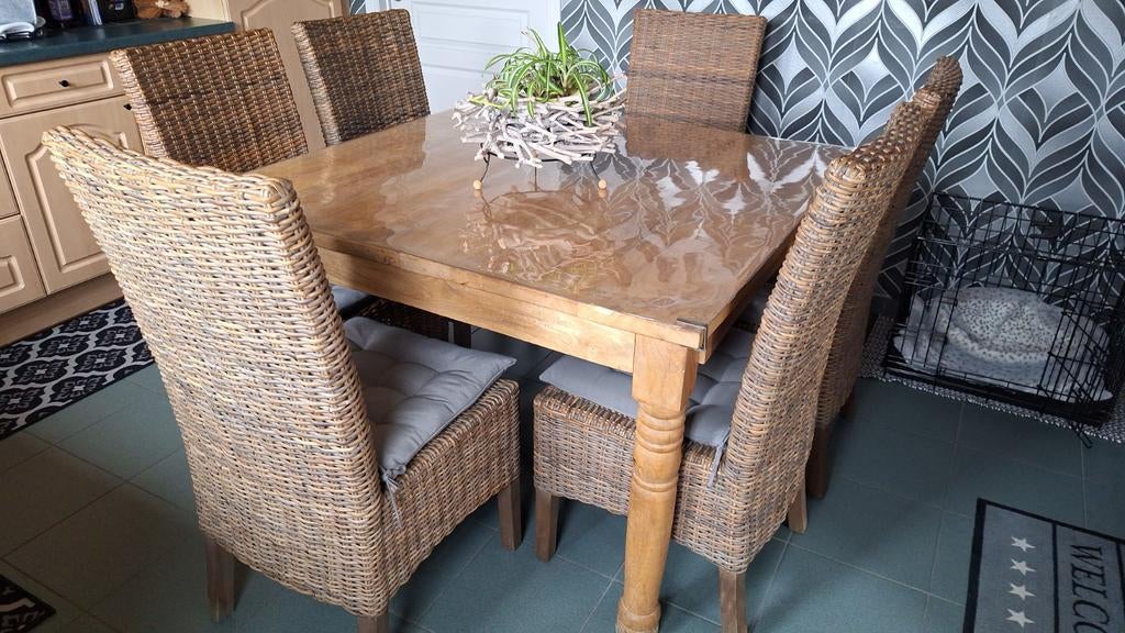 Houten tafel zonder stoelen, Ophalen, Gebruikt, Vijf personen of meer, Vierkant