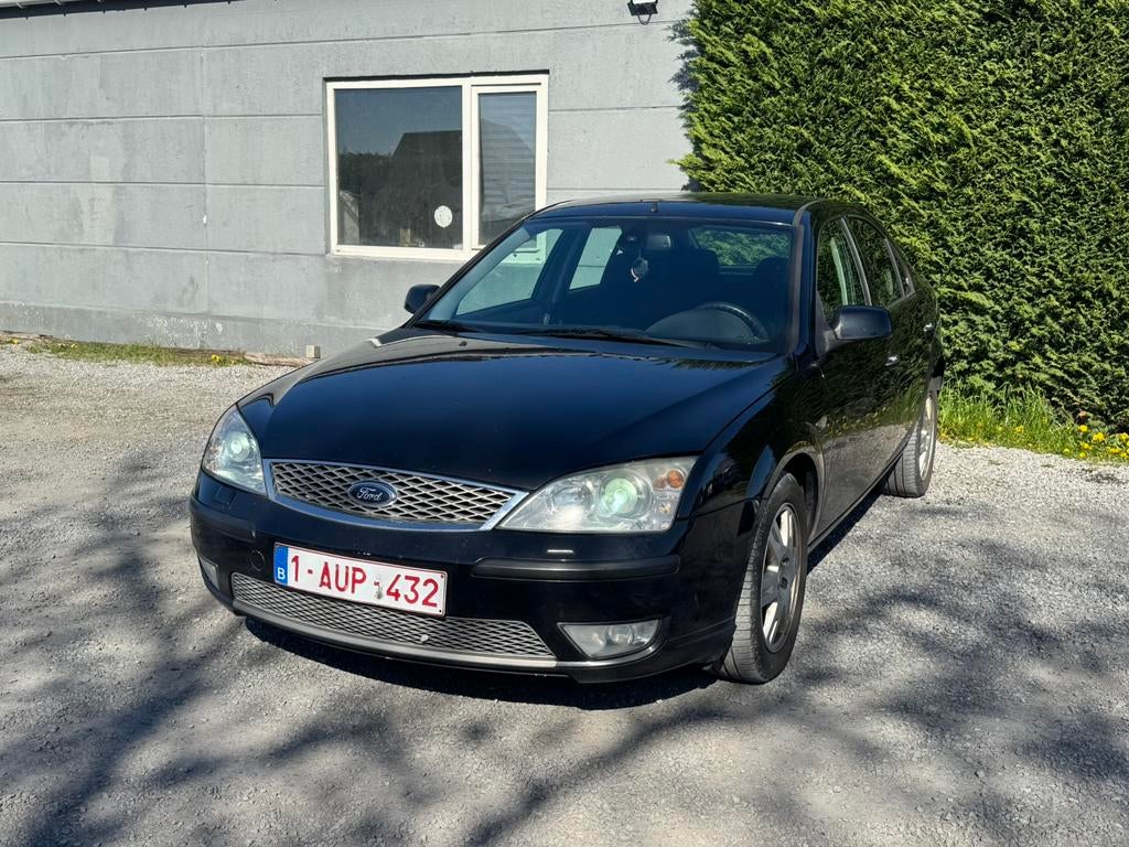 Ford Mondeo Ghia 2.0 tdci 130 pk met keuring, Autos, 4 portes, Mondeo, Boîte manuelle, Noir