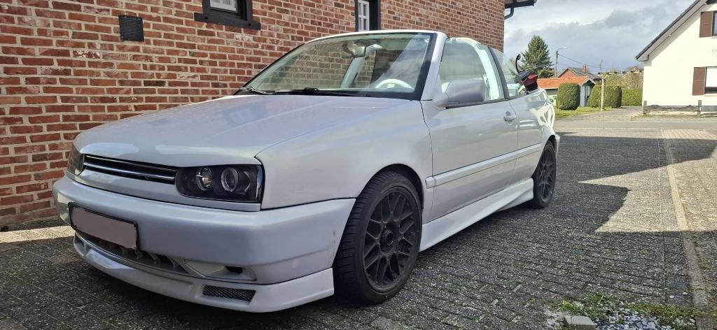 volkswagen golf 3 cabrio 1.9 td 1996, Auto's, Beige, Cabriolet, Beige, 1896 cc