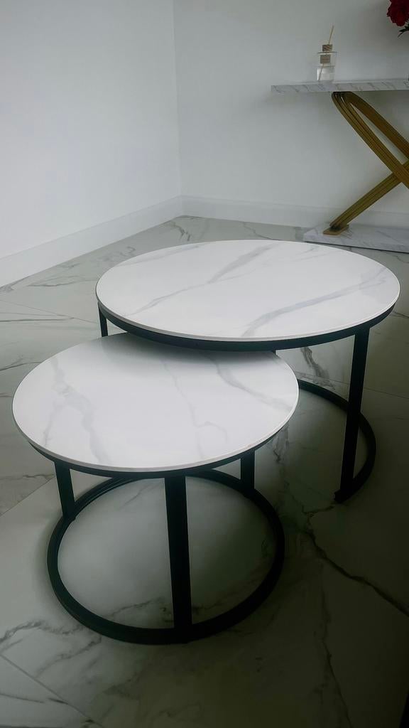 Table en céramique aspect marbre — 70 et 50 cm, Enlèvement, Comme neuf