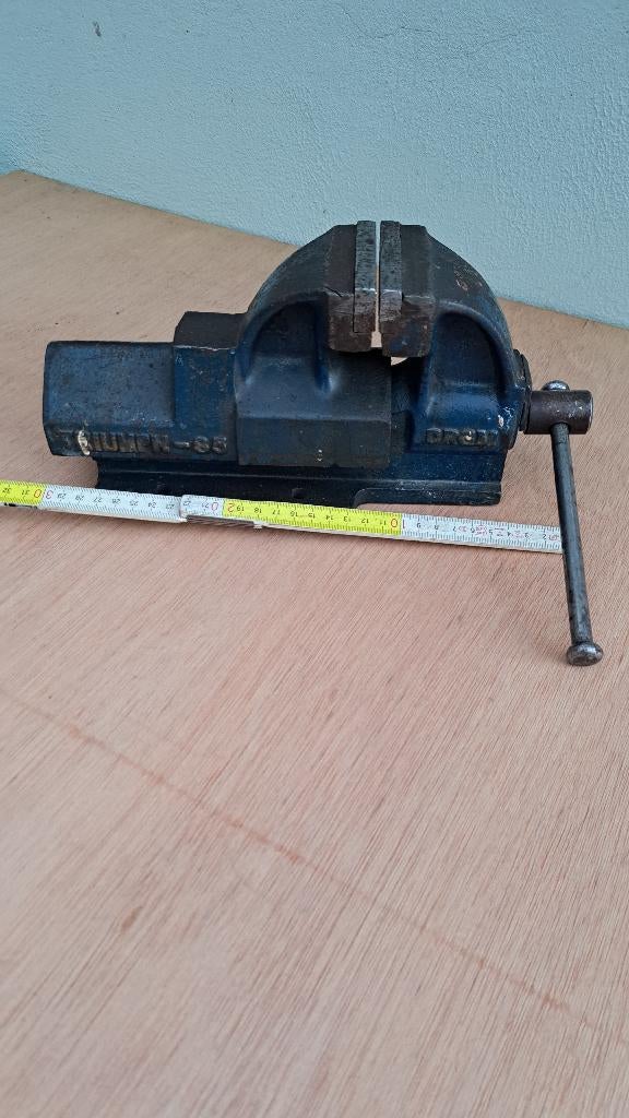 stevige bankschroef triumph 86, Ophalen, Bankschroef