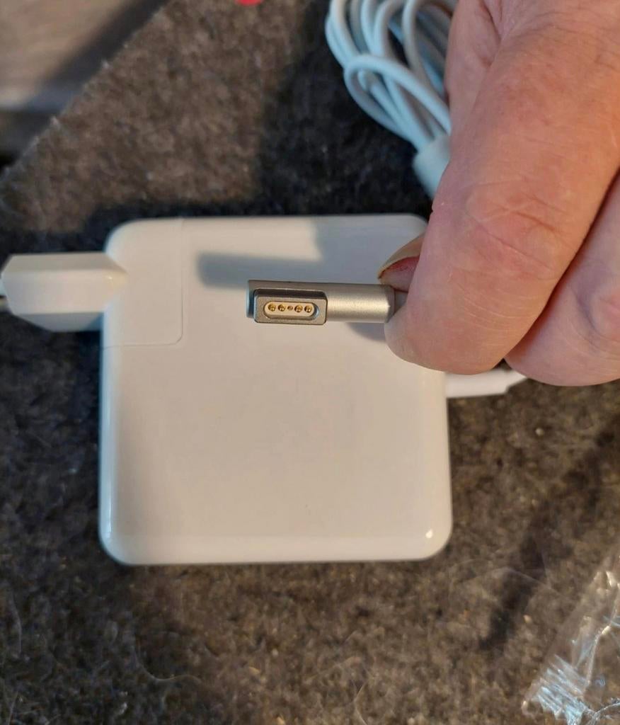 Chargeur Macbook neuf 1 jour, Informatique & Logiciels, Chargeurs d'ordinateur portable, Enlèvement ou Envoi