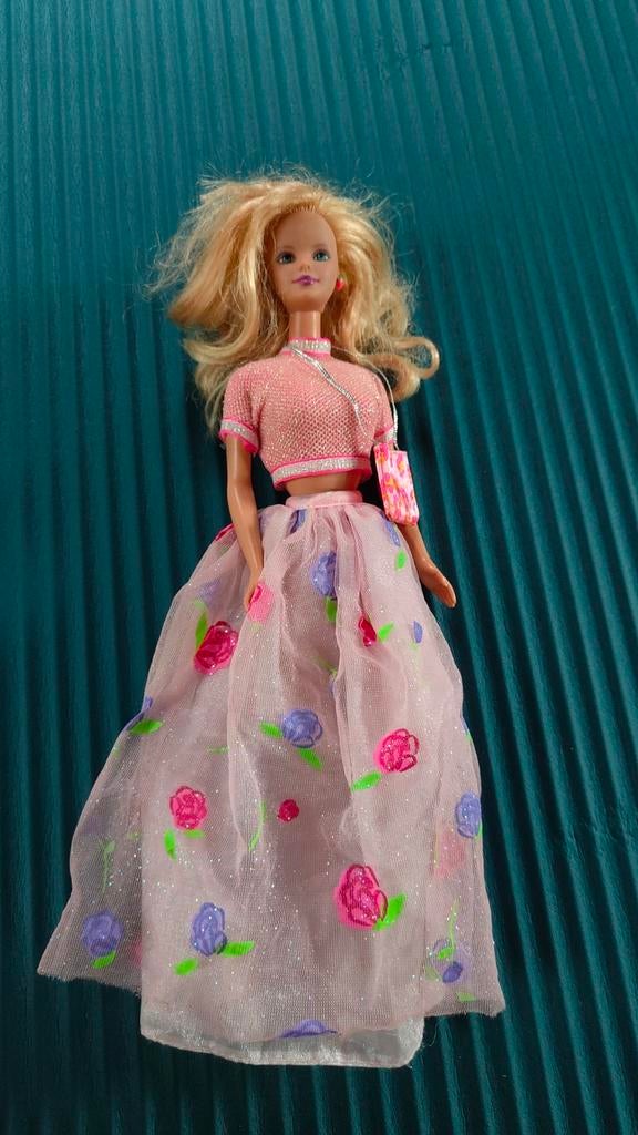 Poupée Barbie avec tenues, accessoires et meubles, Enlèvement, Comme neuf, Accessoires
