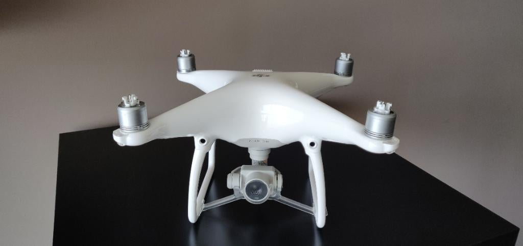 DJI PHANTOM 4, Ophalen, Cameradrone, 15 tot 30 minuten, Zo goed als nieuw