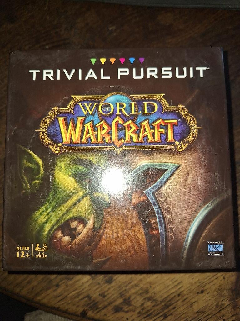 TRIVIAL PURSUIT WORLD OF WARCRAFT in het Duits, Drie of vier spelers, Ophalen of Verzenden, Zo goed als nieuw, Hasbro