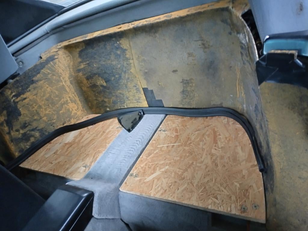 Mercedes SL R129 achterpaneel, Ophalen, Mercedes-Benz