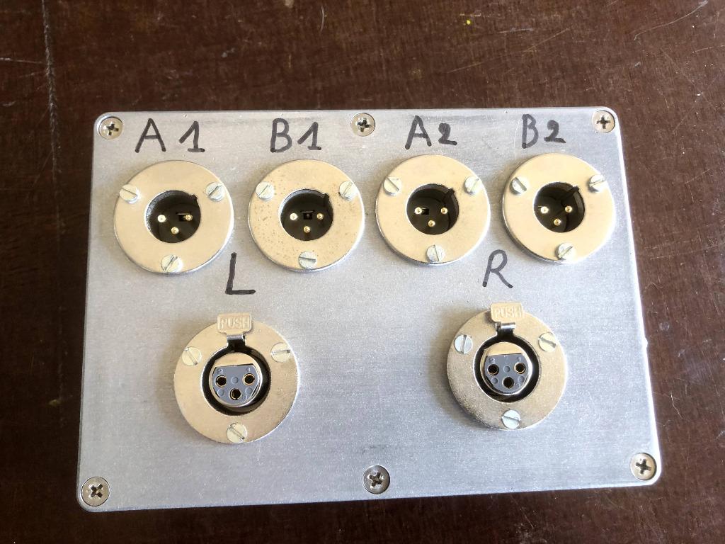 Vintage studiobox voor audiodistributie 2 XLR in, 4 XLR out, Ophalen of Verzenden, Zo goed als nieuw, Apparatuur