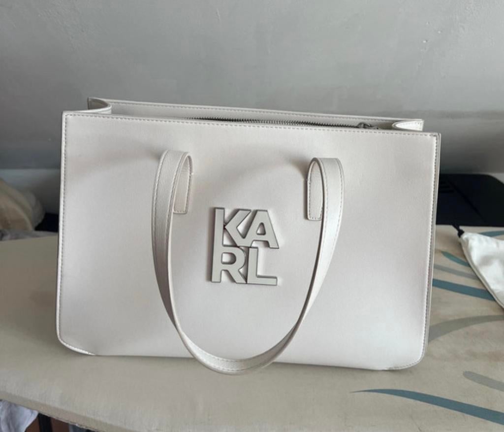 Sac Karl Lagerfeld, Enlèvement, Comme neuf