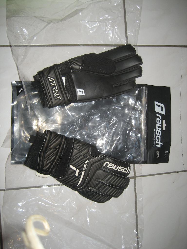 Gants de gardien neufs Reush T7,5, Enlèvement ou Envoi, Neuf, Gants