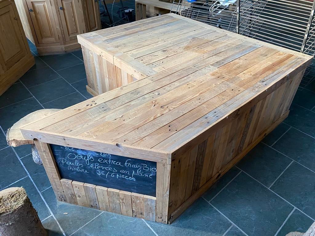 Présentoir centrale pour magasin , artisan ou autre, Articles professionnels, Enlèvement