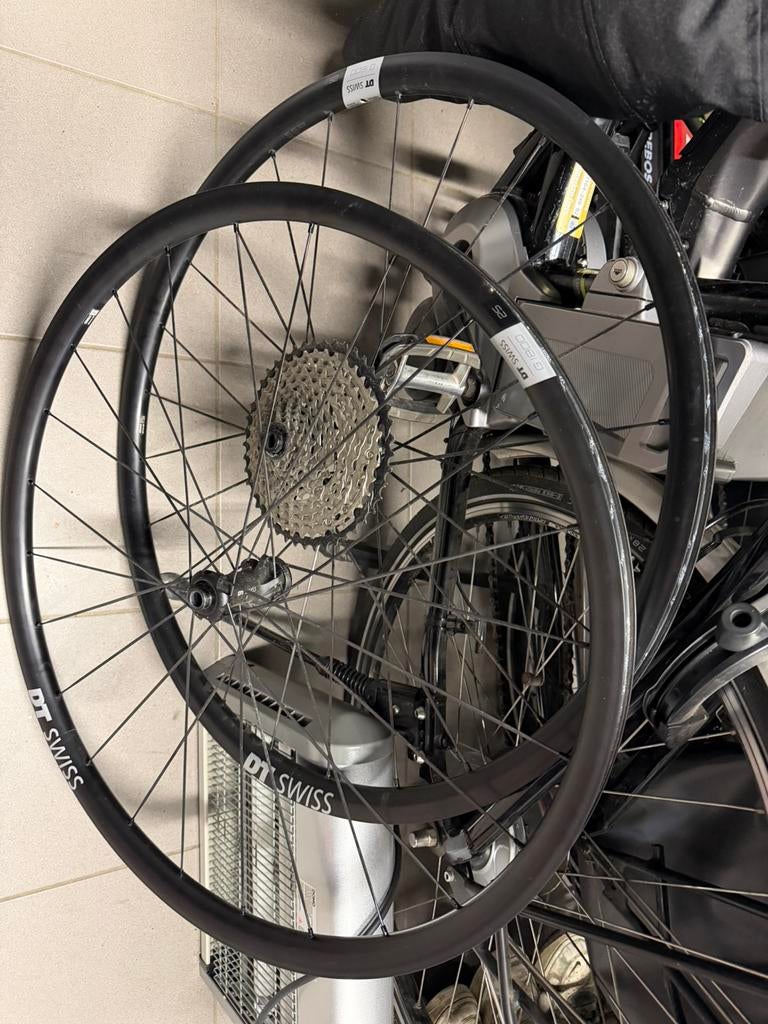 DT SWISS G1800 wielen, Enlèvement, Utilisé, Vélo de course