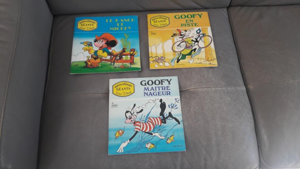 Trois livres d'autocollants Walt Disney Hachette 1979-1980, Ophalen of Verzenden, Zo goed als nieuw, Overige typen