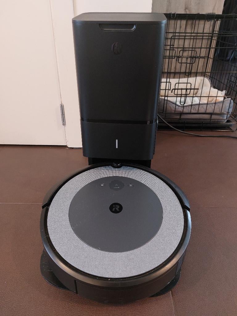 iRobot Roomba I3 + huisdierharen, Elektronische apparatuur, Stofzuigers, Ophalen, Zo goed als nieuw, Reservoir, Robotstofzuiger