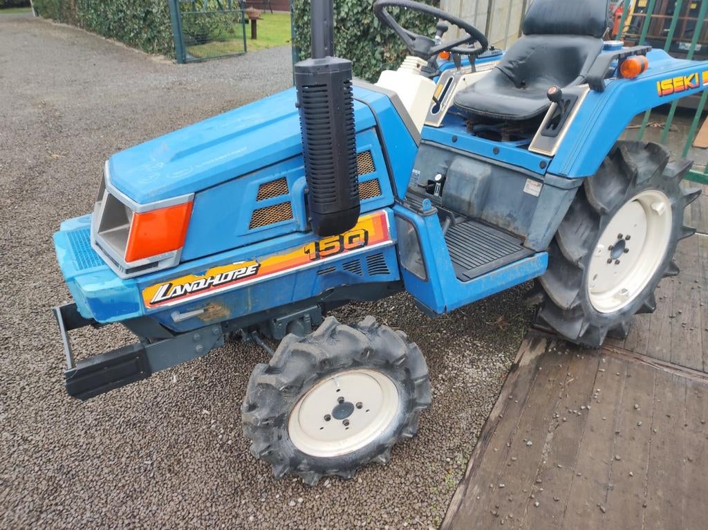 Mini tractor, Enlèvement