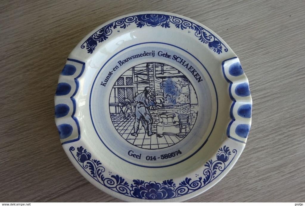 Geel Delfts Blauw (asbak - cendrier) smederij Gebr. Schaeken, Enlèvement ou Envoi