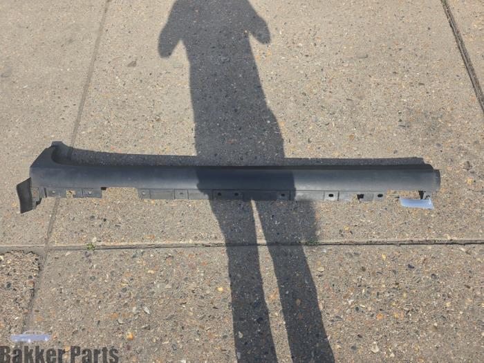 Jupe droite d'un BMW X3, -, -, 3 mois de garantie, Utilisé