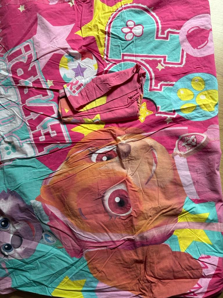 Dekbedovertrek skye paw patrol, Enfants & Bébés, Chambre d'enfant | Linge de lit, Enlèvement, Comme neuf, Housse de couette
