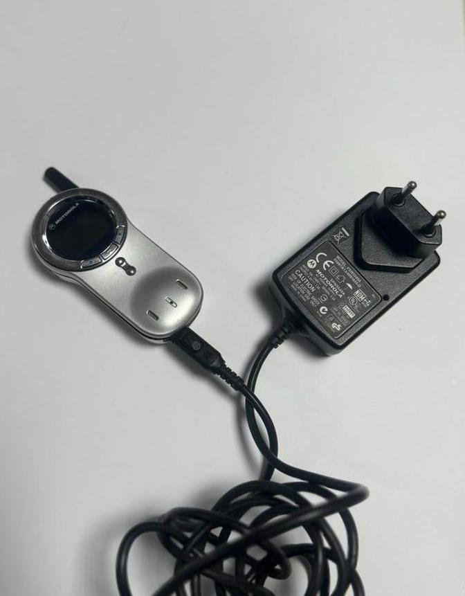 Motorola V70 en très bon état, Télécoms, Modèle coulissant, Enlèvement ou Envoi, Clavier physique, Utilisé