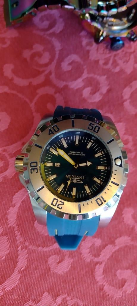 Montre Invicta, Enlèvement, Comme neuf