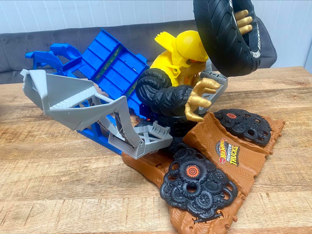 Hot Wheels Monster Trucks Arena Smashers, Enlèvement, Comme neuf