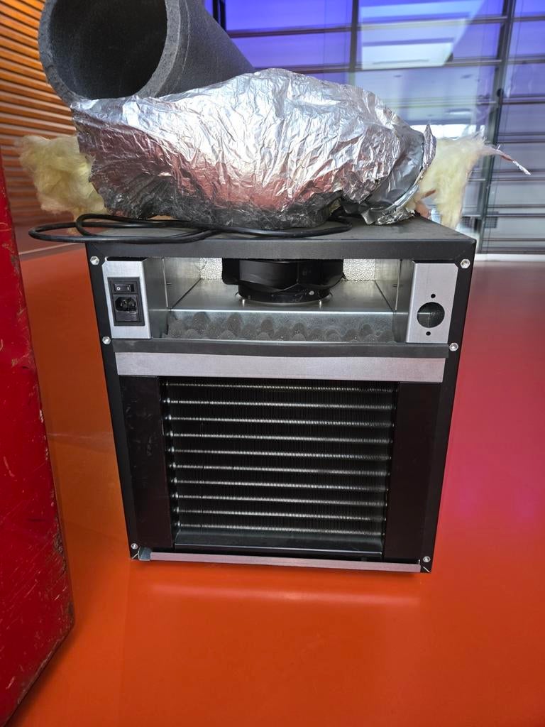 Moteur et étagère pour cave a vin, Enlèvement