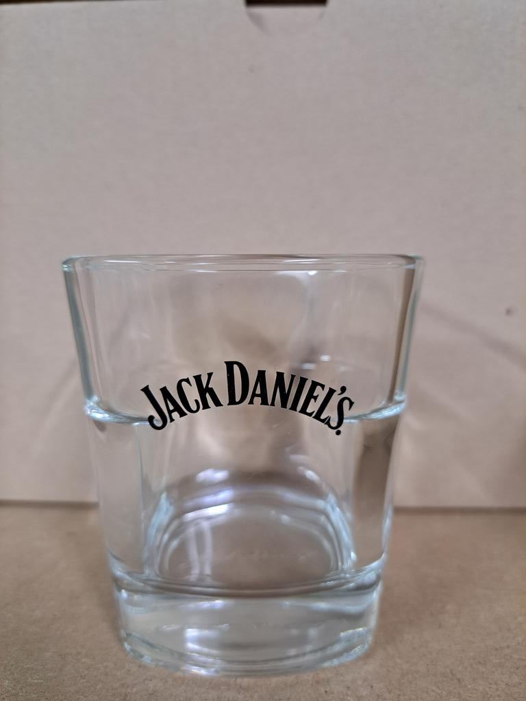 Jack Daniel's whiskeyglazen x 4, Verzamelen, Ophalen, Zo goed als nieuw, Borrel- of Shotglas