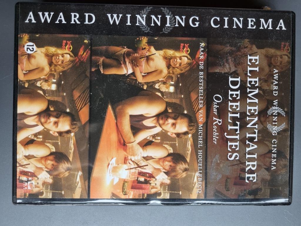 Elementaire deeltjes, Vanaf 12 jaar, Ophalen, Zo goed als nieuw