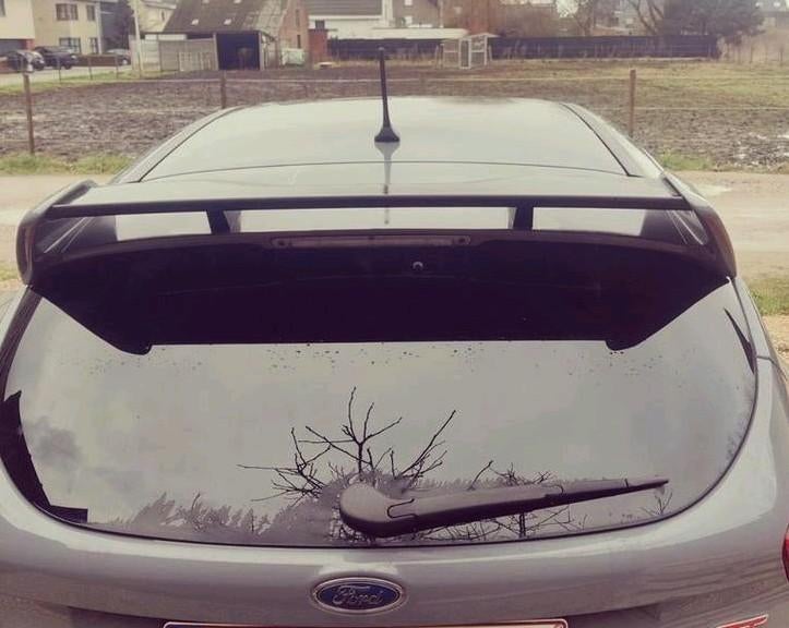 Ford Focus St. 2.0 en option complète, Argent ou Gris, Achat, Boîte manuelle, Particulier