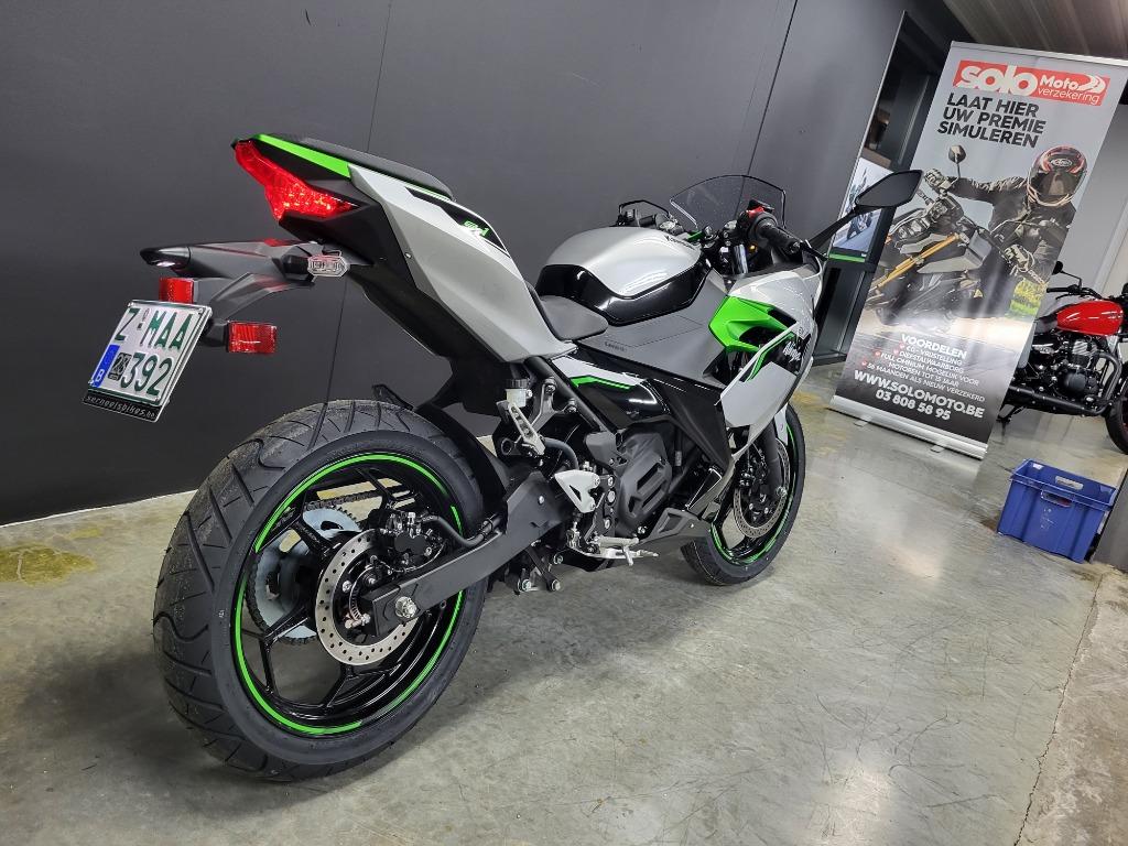 Kawasaki Ninja E-1 2026 (A1) (4j garantie,...) - foto 3