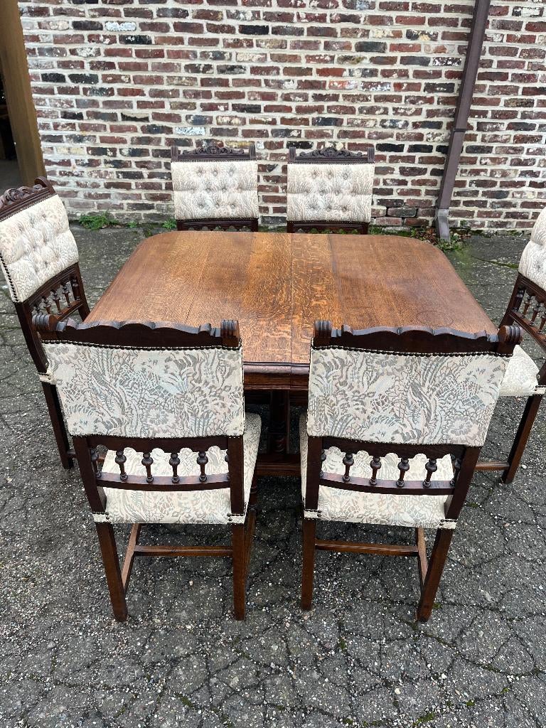 Mooie mechelse tafel met 6 stoelen., Ophalen of Verzenden