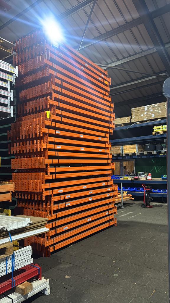 580x Stow NP Palletstelling Liggers 2700x90x50mm Als Nieuw!, Ophalen
