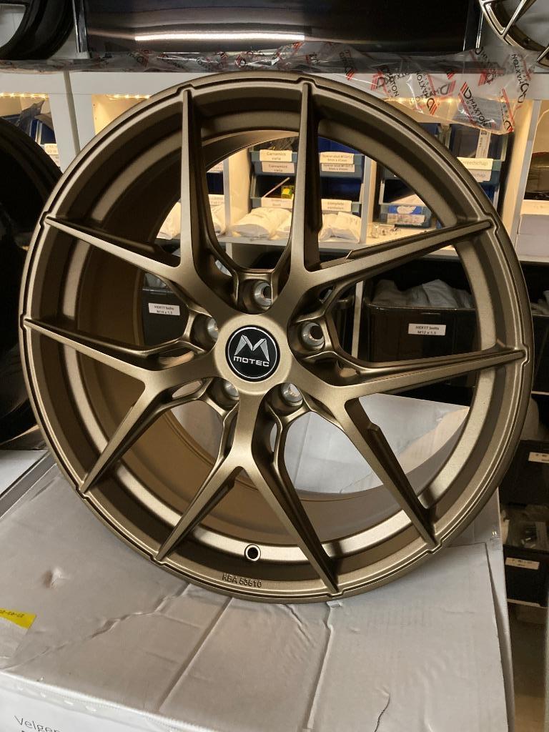 Velgenset Motec Ultimate MCR4 19x8,5 ET35 5x114,3 NIEUW, 19 inch, Velg(en), Nieuw, Ophalen of Verzenden