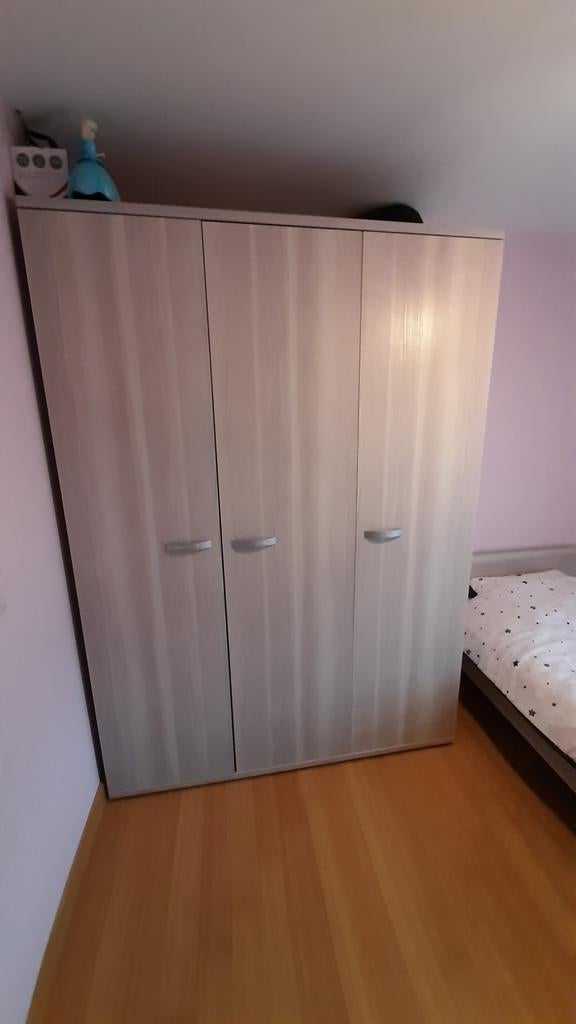 Baby / jeugdkamer met kast 150cm, commode en bed, Ophalen, Gebruikt, Jongetje of Meisje
