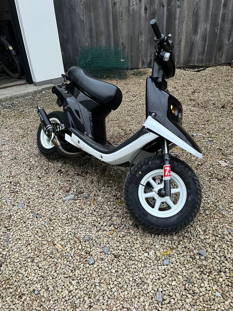 MBK booster, Fietsen en Brommers, Ophalen, Zo goed als nieuw, Cilinder