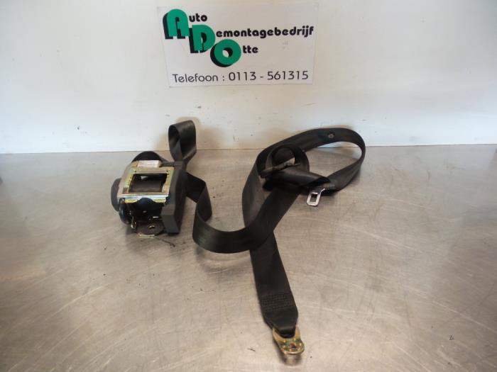 Ceinture de sécurité avant droite d'un Volkswagen Passat (, Volkswagen, -, 3 mois de garantie, Utilisé