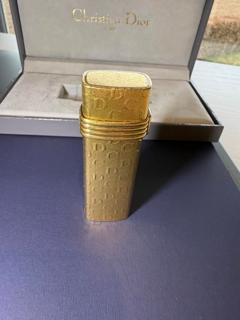 CHRISTIAN DIOR - « Lignes » verticales PARFAIT ÉTAT, Collections, Articles de fumeurs, Briquets & Boîtes d'allumettes, Comme neuf