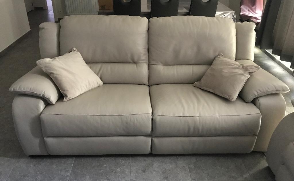 Te koop lederen salon, wordt niet gebruikt., Ophalen of Verzenden, Zo goed als nieuw, Leer, Modern