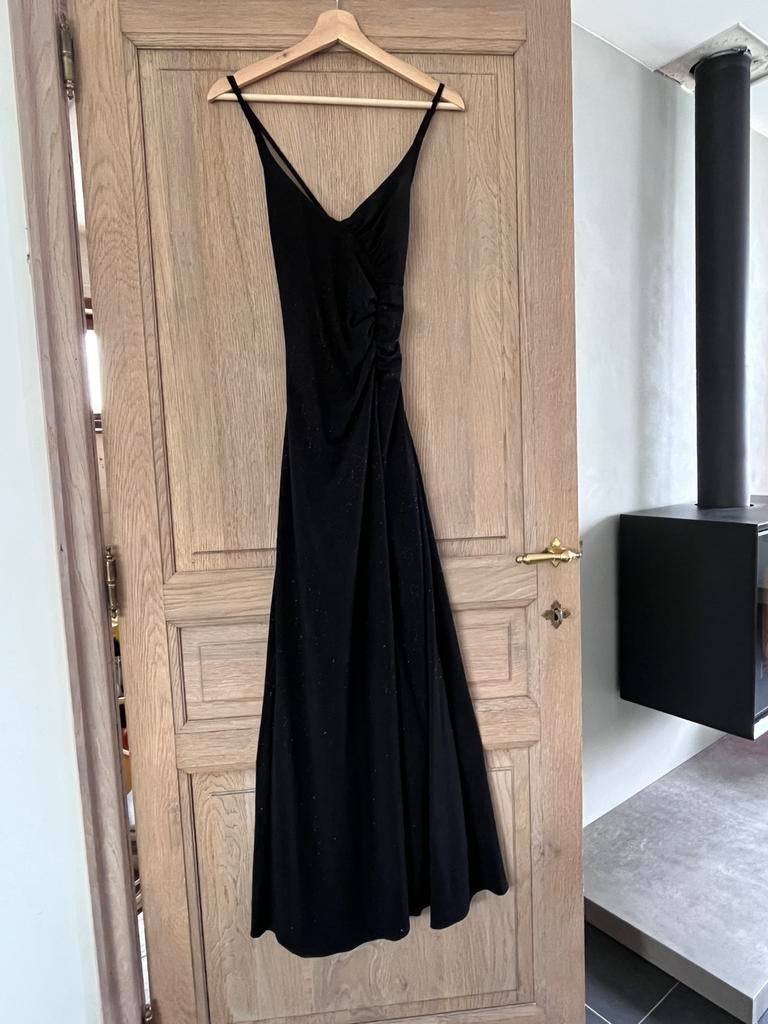Galakleed zwart maatje 38, Kleding | Dames, Gelegenheidskleding, Zo goed als nieuw, Galajurk, Maat 38/40 (M), Zwart, Ophalen