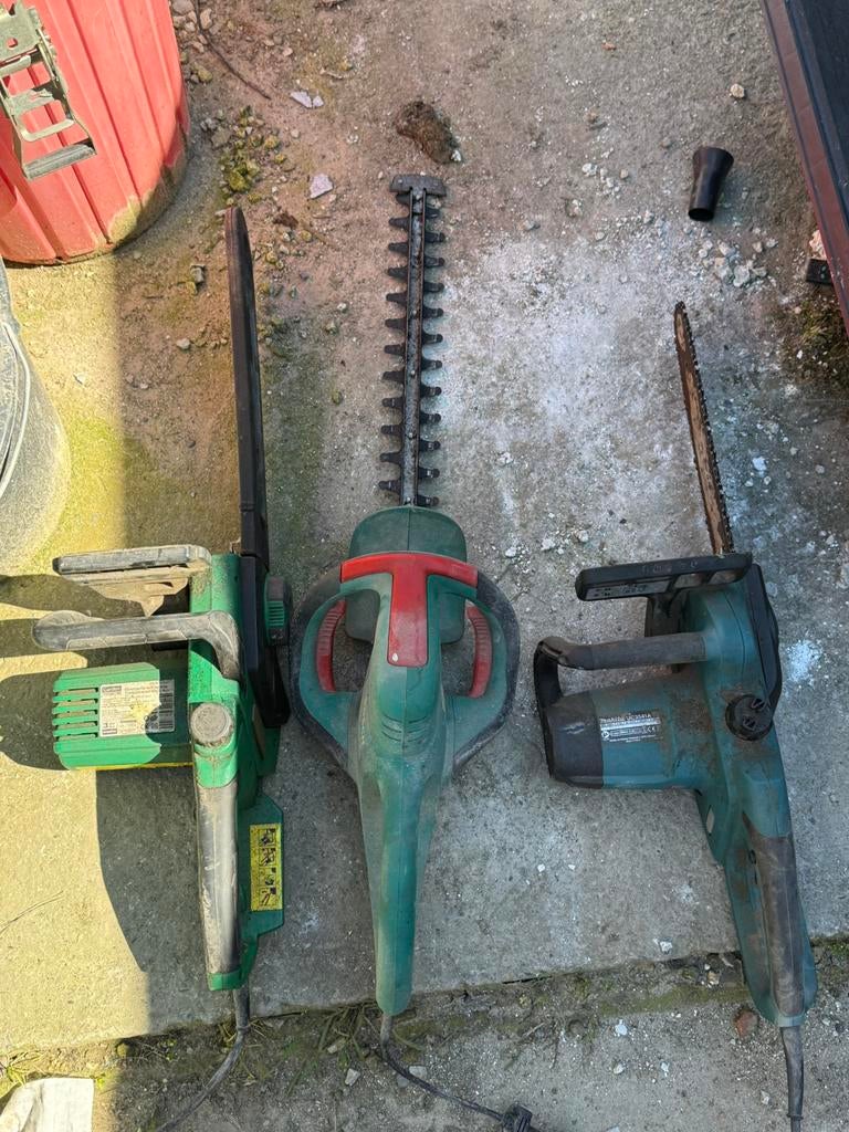 2 boomzagen en een haagschaar alle 3 op electric, Tuin en Terras, Ophalen, Gebruikt, Elektrisch